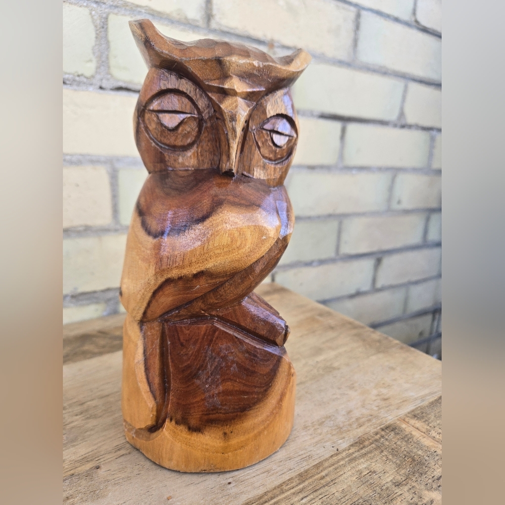 Vintage Owl Carving - Picture 4 of 9
